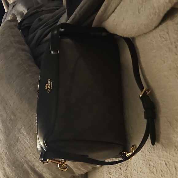 Coach signature clutch - Picture 3 of 3